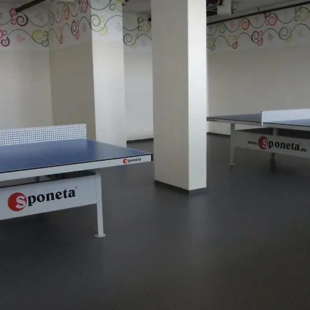 With 3 Bedrooms * Zirkitz